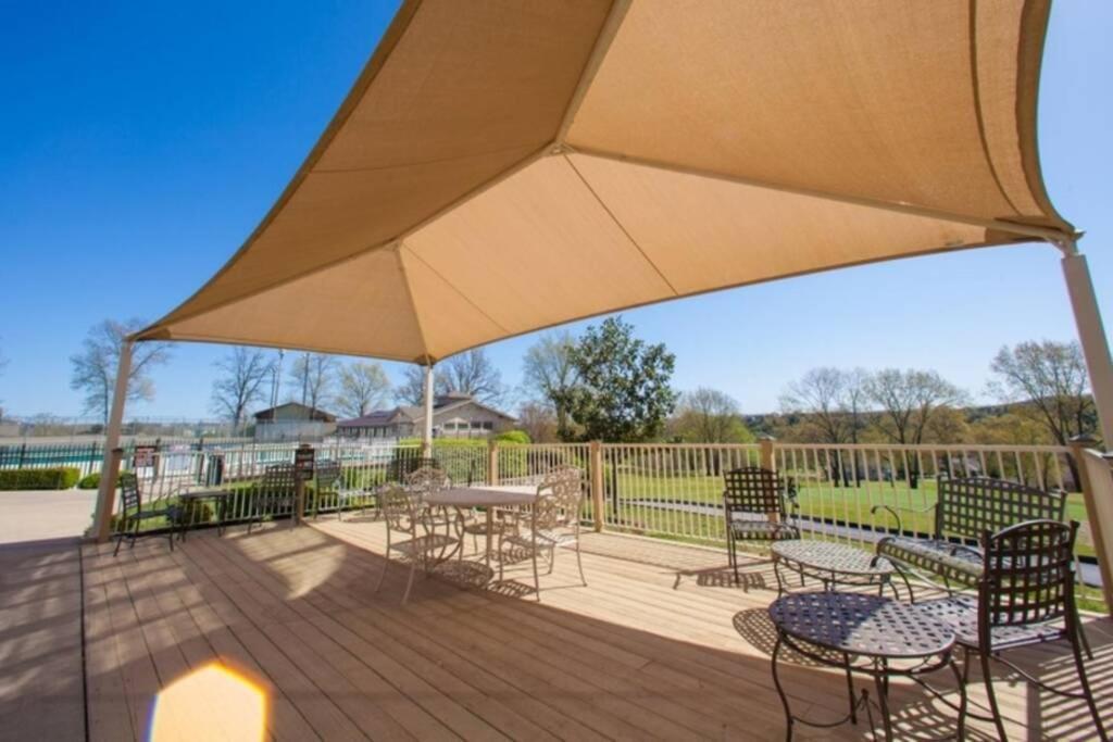 On Pointe Getaway Branson Esterno foto
